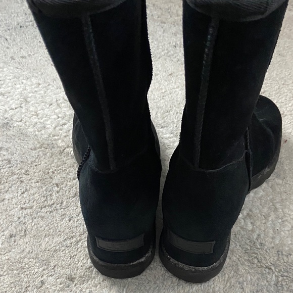 Ugg Classic Femme Short Wedge Boot - Picture 10 of 11